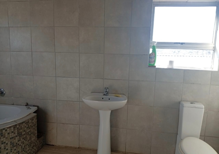 4 Bedroom Property for Sale in Rosedale Eastern Cape